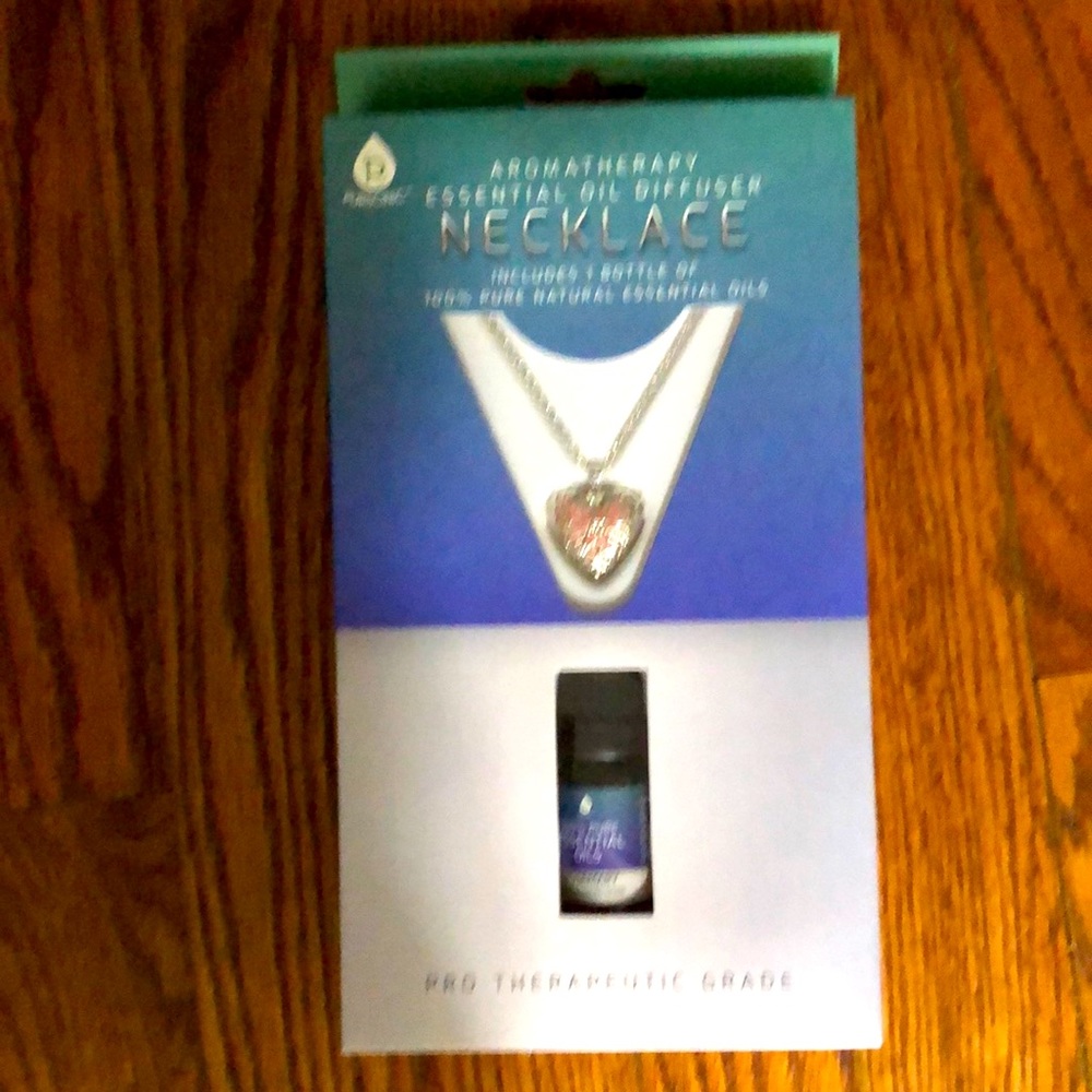Aromatherapy essential oil necklace